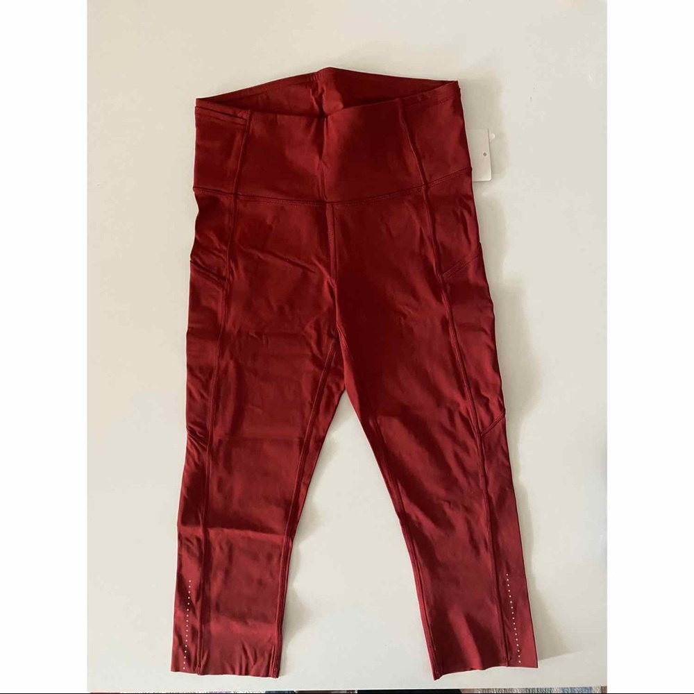 LULULEMON Fast&free crop leggings, size 6